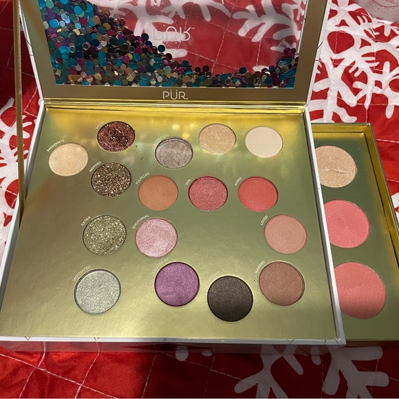 PUR limited edition palette set! - Picture 3 of 3